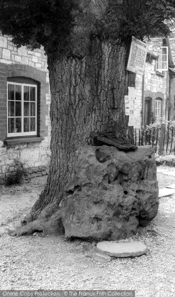 Photo of Kingston Lisle, The Blowing Stone c.1965