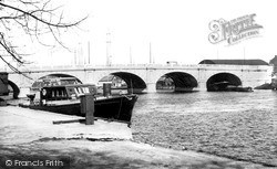 Kingston Upon Thames, The Bridge 1951, Kingston Upon Thames