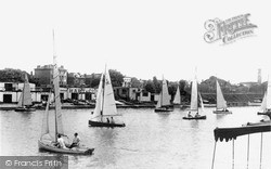 Kingston Upon Thames, The River c.1955, Kingston Upon Thames