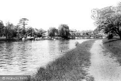 Kingston Upon Thames, The River c.1960, Kingston Upon Thames