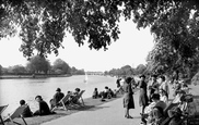 Kingston Upon Thames, The Thames c.1955, Kingston Upon Thames