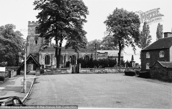 Photo of Kingswinford, St Mary's Church 1968