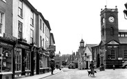 Kington, the Cross c1955