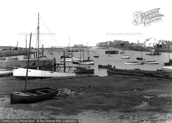 Photo of Kinmel Bay, The Harbour c.1939
