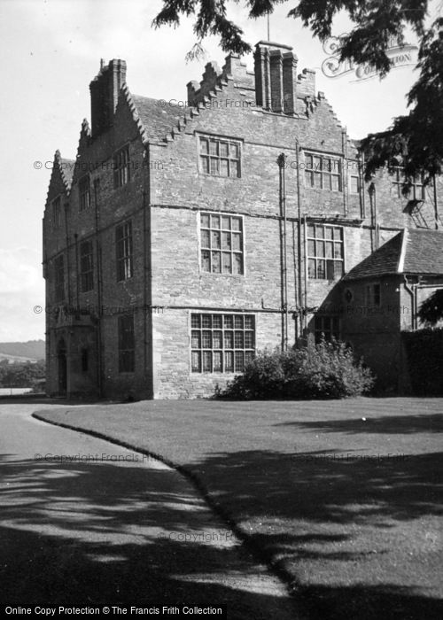 Photo of Kinnersley, Kinnersley Castle 1948