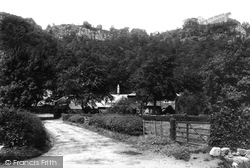 From Dundee Road 1899, Kinnoull