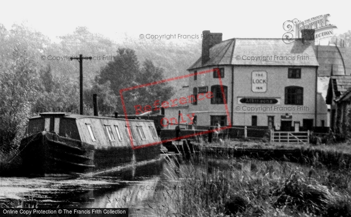 Photo of Kinver, The Lock Inn c.1955