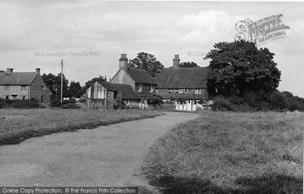 Photo of Kirdford, The Foresters Arms c.1950