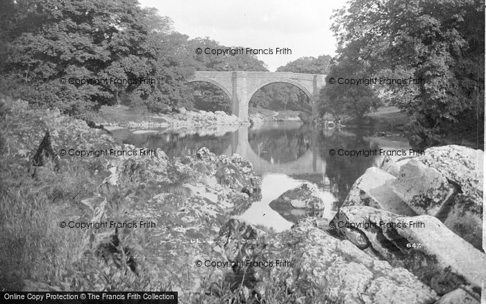 Photo of Kirkby Lonsdale, Devil's Bridge c.1930