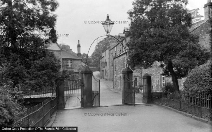 Photo of Kirkby Lonsdale, Fairbank From Church Gate c.1931