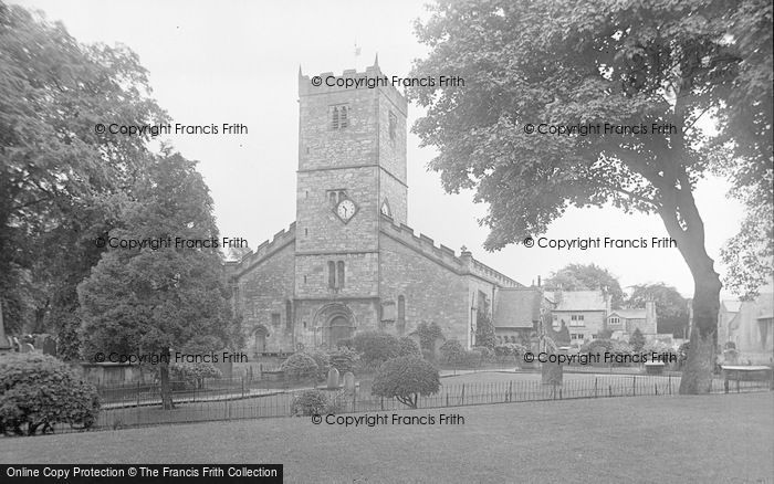 Photo of Kirkby Lonsdale, St Mary's Church, South West c.1931