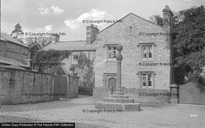 Photo of Kirkby Lonsdale, The Old Cross c.1930