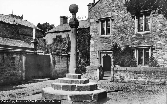 Photo of Kirkby Lonsdale, The Old Cross c.1930