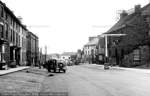 Photo of Kirkby Moorside, High Market Place 1951