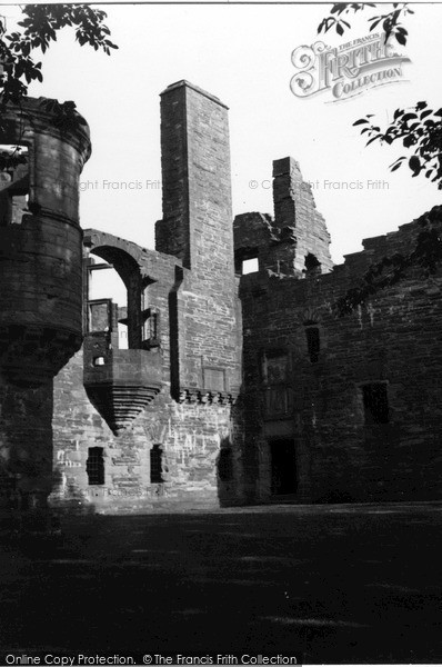 Photo of Kirkwall, Earl's Palace 1954