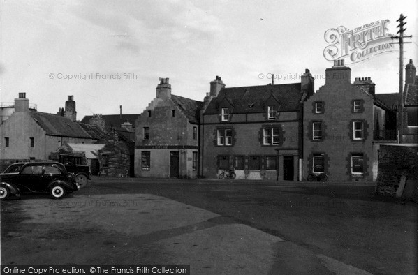 Photo of Kirkwall, Queen's Hotel 1954