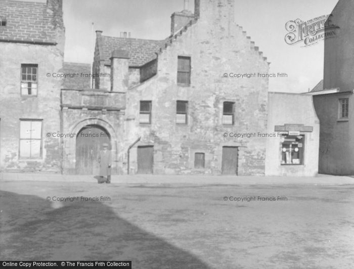 Photo of Kirkwall, Tankerness House 1958