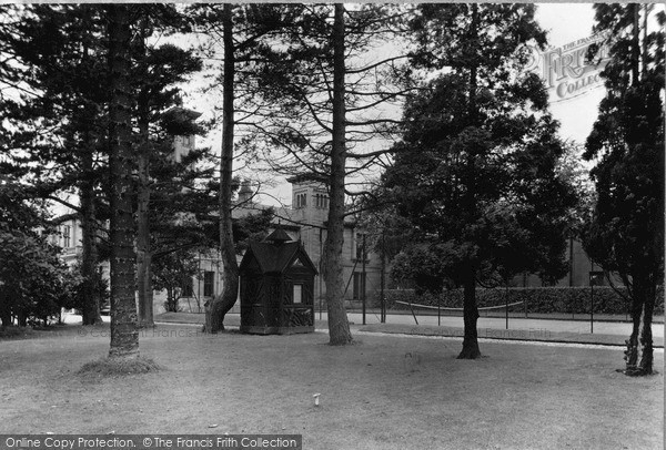 Photo of Kirn, Dhalling Mhor From The Putting Green c.1955