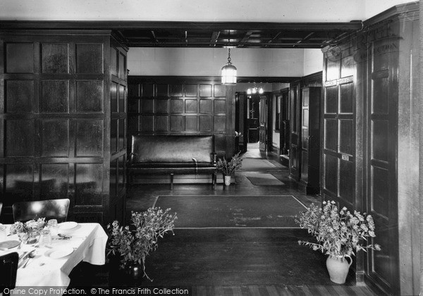 Photo of Kirn, Dhalling Mhor, Hall From The Dining Room c.1950