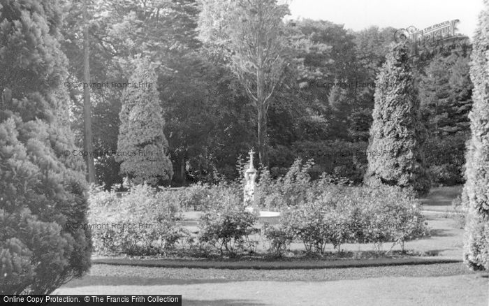 Photo of Kirn, Dhalling Mhor, Rose Garden c.1955