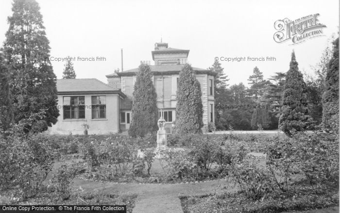 Photo of Kirn, Dhalling Mhor, The Rose Garden c.1955