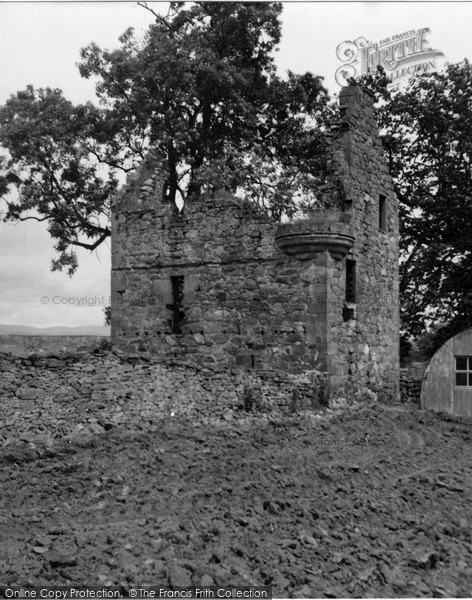 Photo of Kirriemuir, Ballinshoe Castle 1954
