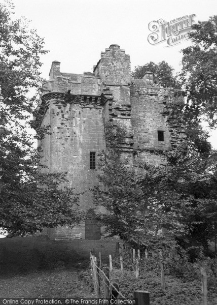 Photo of Kirriemuir, Inverquharity Castle 1950