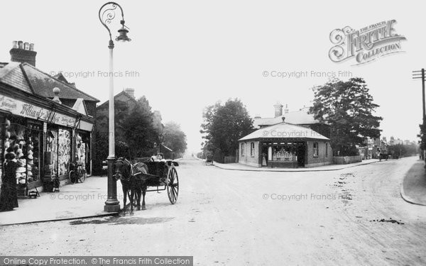 Photo of Knaphill, Broad Street And High Street 1914