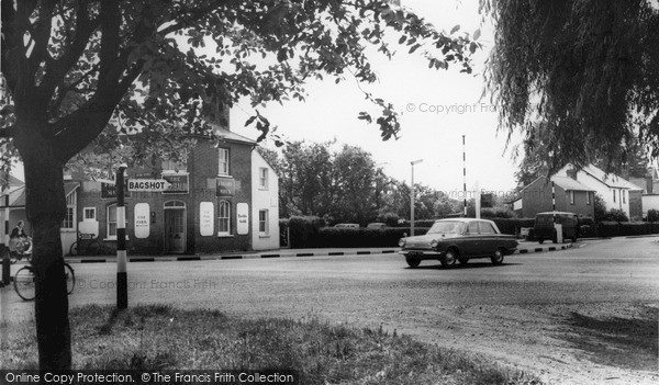 Photo of Knaphill, The Garibaldi And Cross Roads c.1965