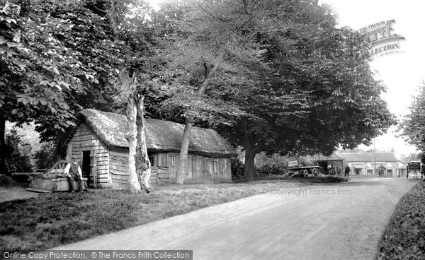 Photo of Knaphill, The Old Smithy 1911