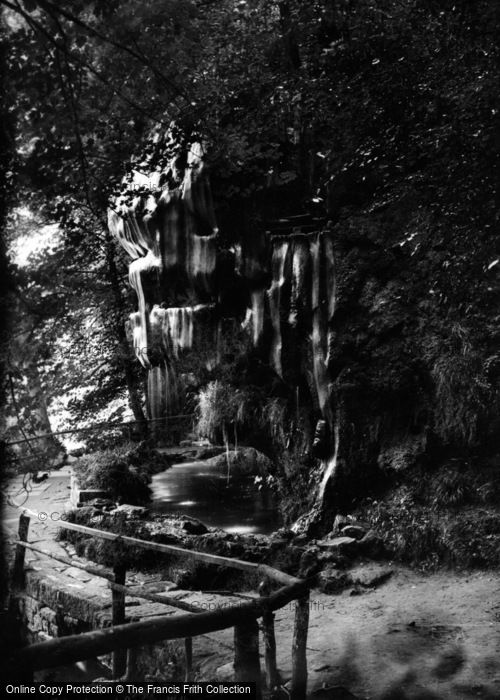 Photo of Knaresborough, Dropping Well 1888