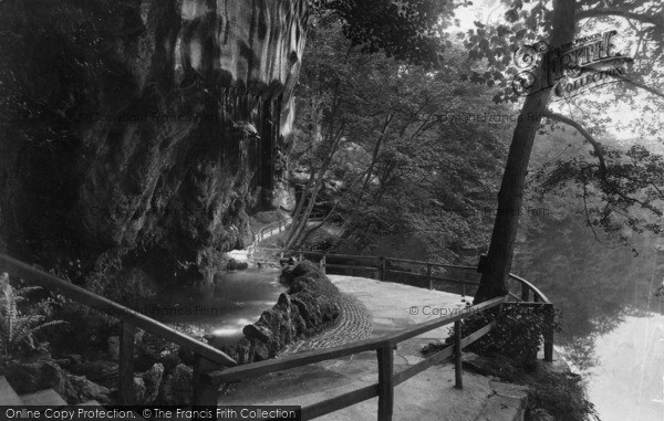 Photo of Knaresborough, Dropping Well And Mother Shipton's Cave 1911