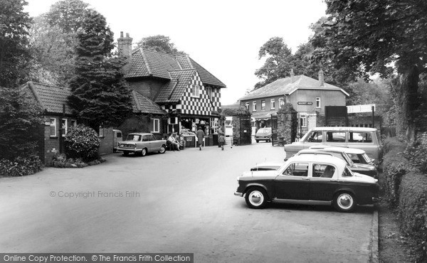 Photo of Knaresborough, Entrance And Shop, The Dropping Well c.1965