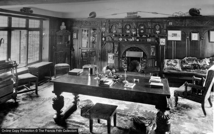 Photo of Knaresborough, Oak Room, Old Manor House 1911