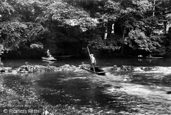 River Nidd, Punting On The Rapids 1914, Knaresborough