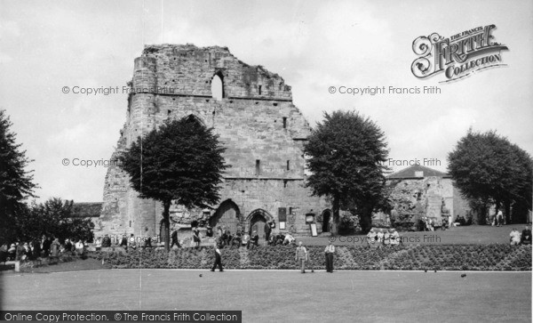 Photo of Knaresborough, The Castle And Bowling Green c.1965