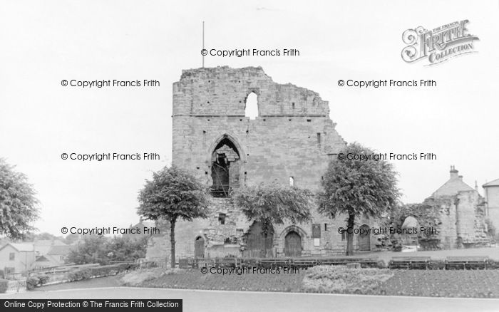 Photo of Knaresborough, The Castle c.1955
