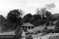 The Castle Grounds c.1955, Knaresborough