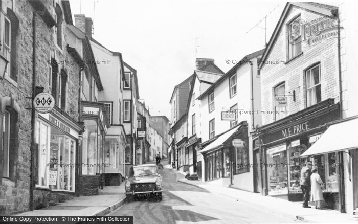 Photo of Knighton, High Street c.1965