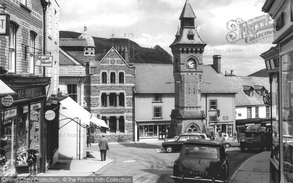 Photo of Knighton, High Street c.1965