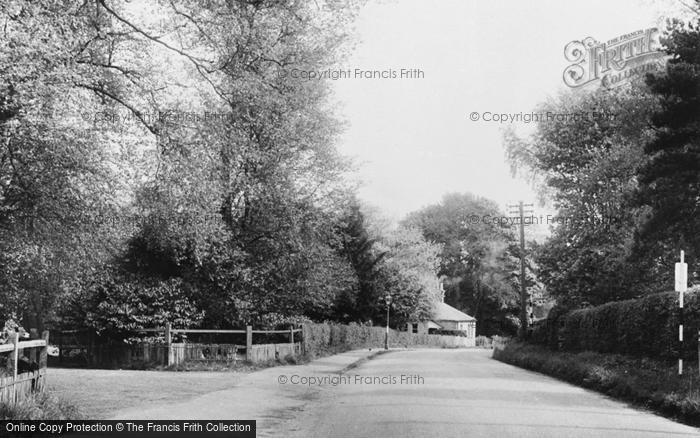 Photo of Knockholt, Main Road c.1955