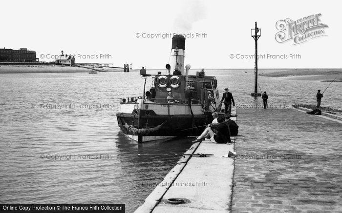 Photo of Knott End On Sea, The Ferry 'wyresdale' c.1955