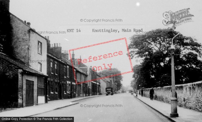 Photo of Knottingley, Main Road c.1950