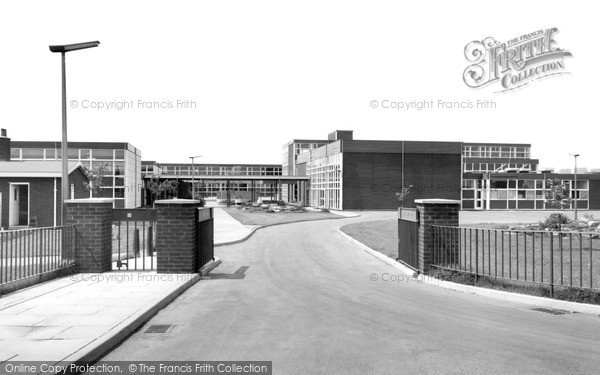 Photo of Knottingley, Middle Lane High School c.1960