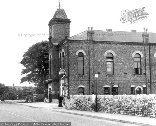 Photo of Knottingley, Town Hall c.1955
