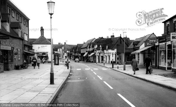 Photo of Knowle, High Street c.1965