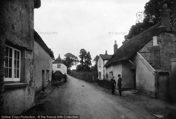 Photo of Knowle, The Village 1918