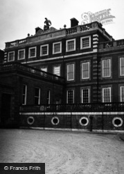 Knowsley Hall 1953, Knowsley