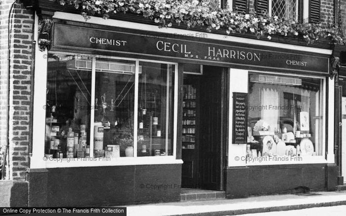 Photo of Knutsford, Cecil Harrison Chemist c.1955