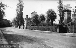 Legh Road c.1960, Knutsford